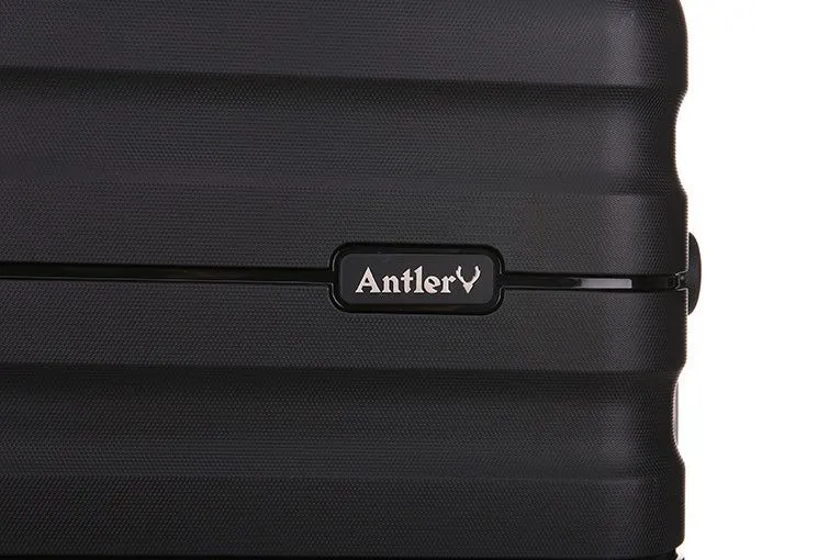 Antler - Lincoln Small 56cm Hardside 4 Wheel Suitcase - Black