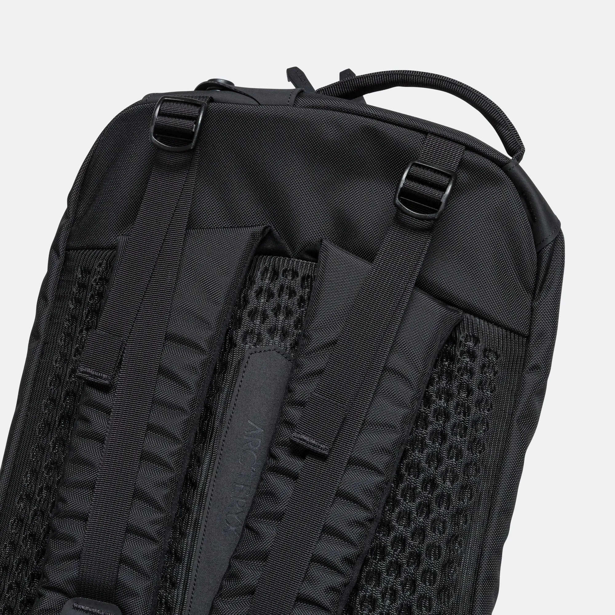 Arro 22 Backpack - Black II