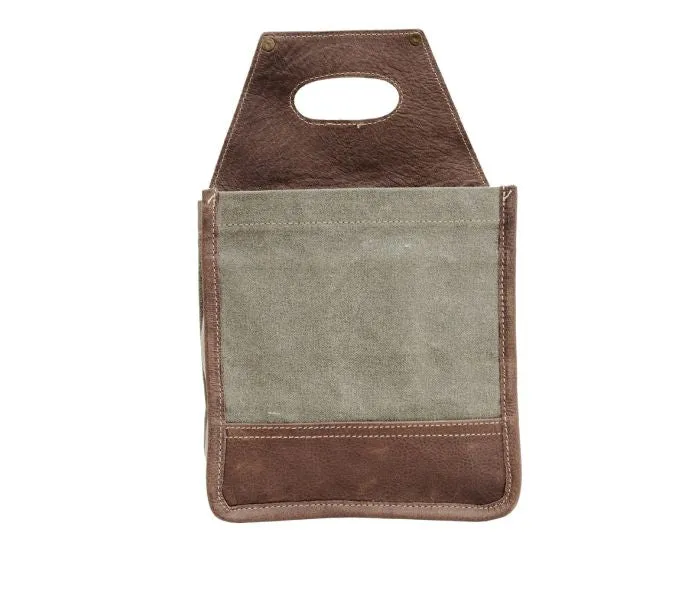 Myra Wanted Wife 6 Pack Beer Caddy