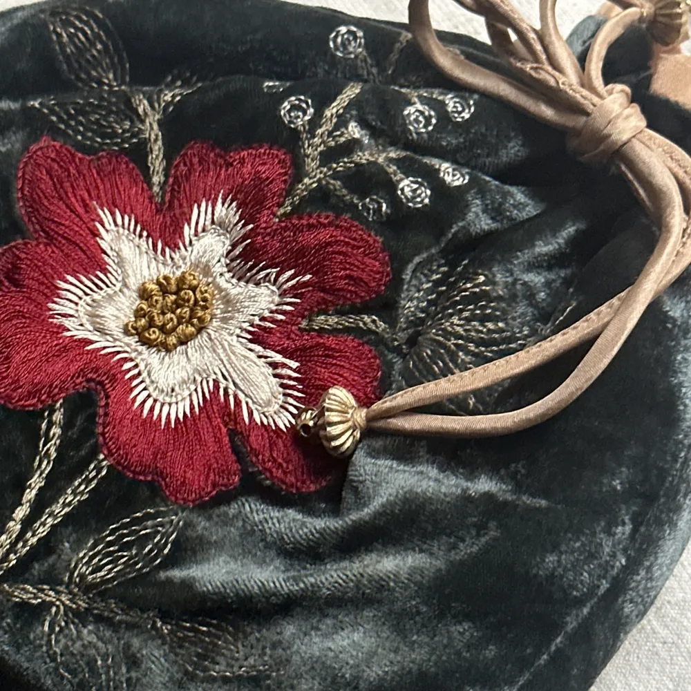 Ruby New Big Flower Embroidered Silk Velvet Pouch in Nightshade