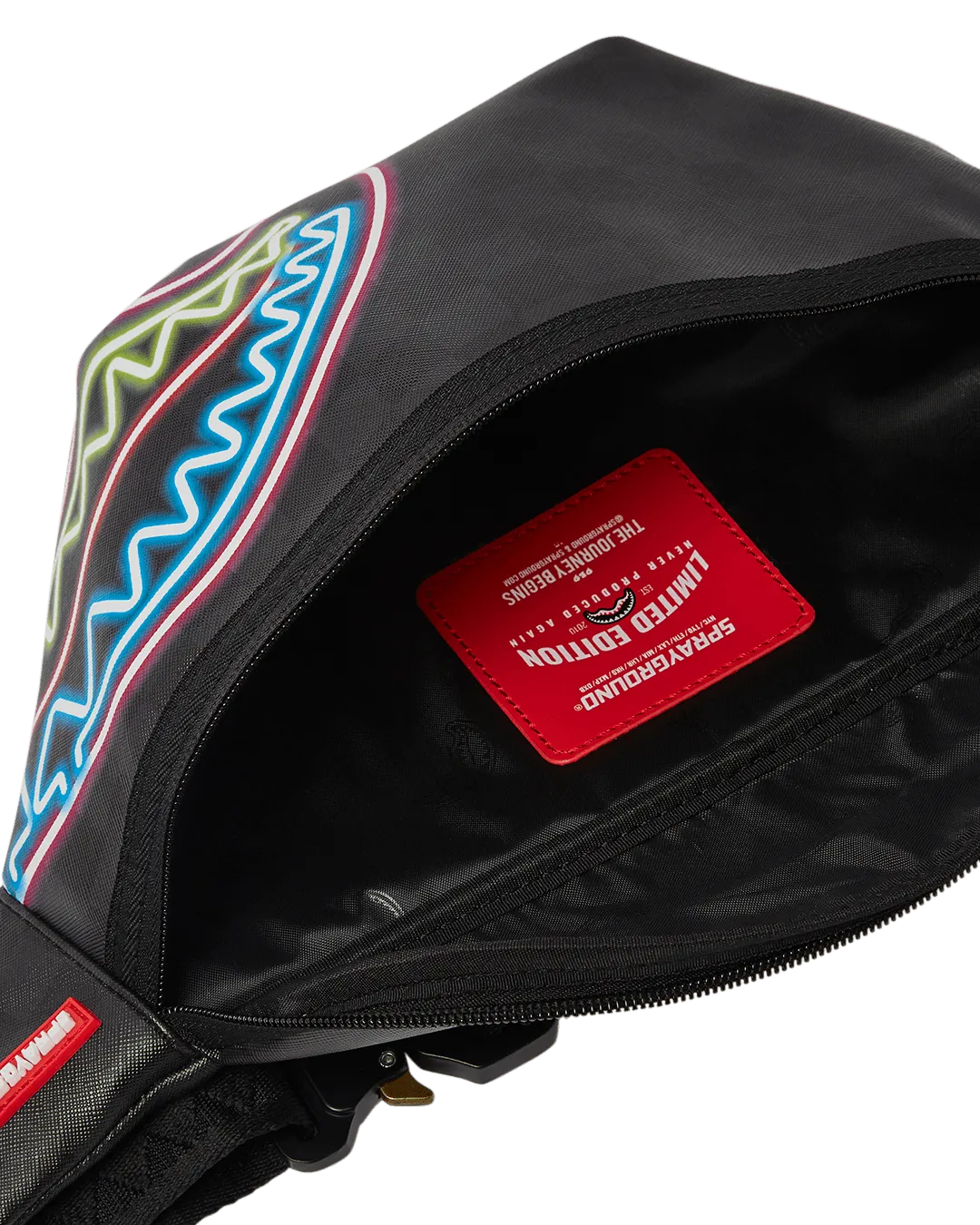 Sprayground Waist bag SHARKS IN PARIS GLOW SAVVY CROSSBODY Black